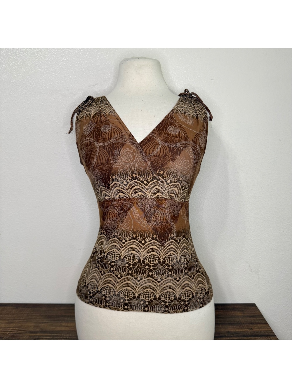 A. Byer Brown Patterned Sleeveless V-Neck Top with Tie Straps Size M